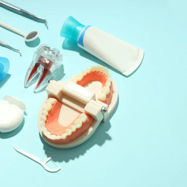 ¿Puedo remojar mis dentaduras postizas en enjuague bucal durante la noche?