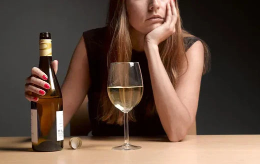 ¿Puedo beber alcohol después de una extracción dental?